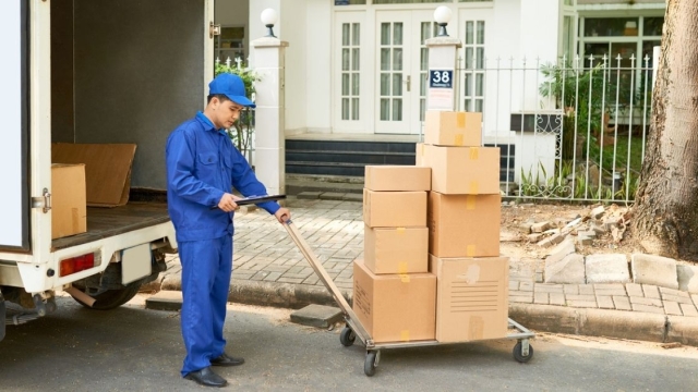 Smooth Transitions: The Ultimate Guide to Hassle-Free Moving Services