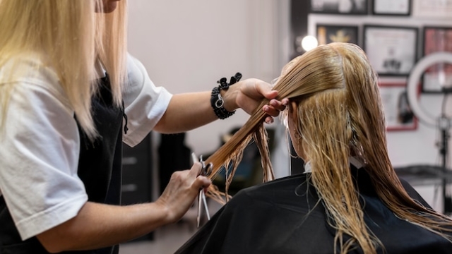 North Vancouver’s Hair Haven: Discover the Best Salon for Your Next Transformation!